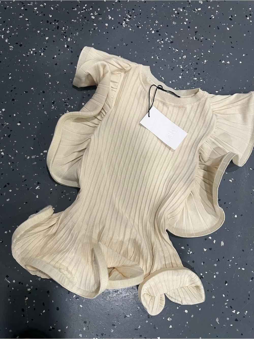 Zara Cream Ruffle Ribbed Blouse - Picture 3 of 4